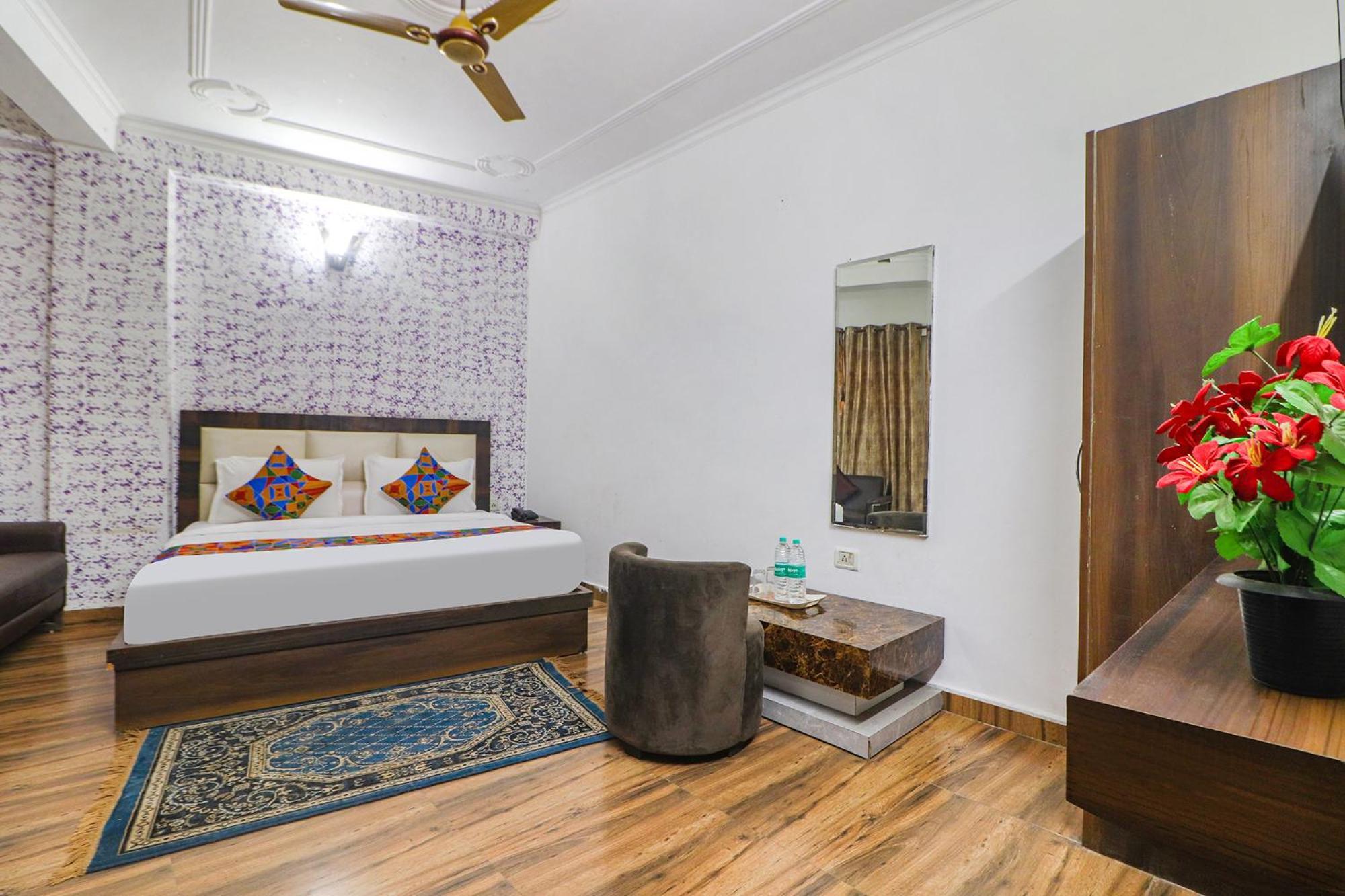 Fabexpress Sinon Hotel New Delhi Exterior foto