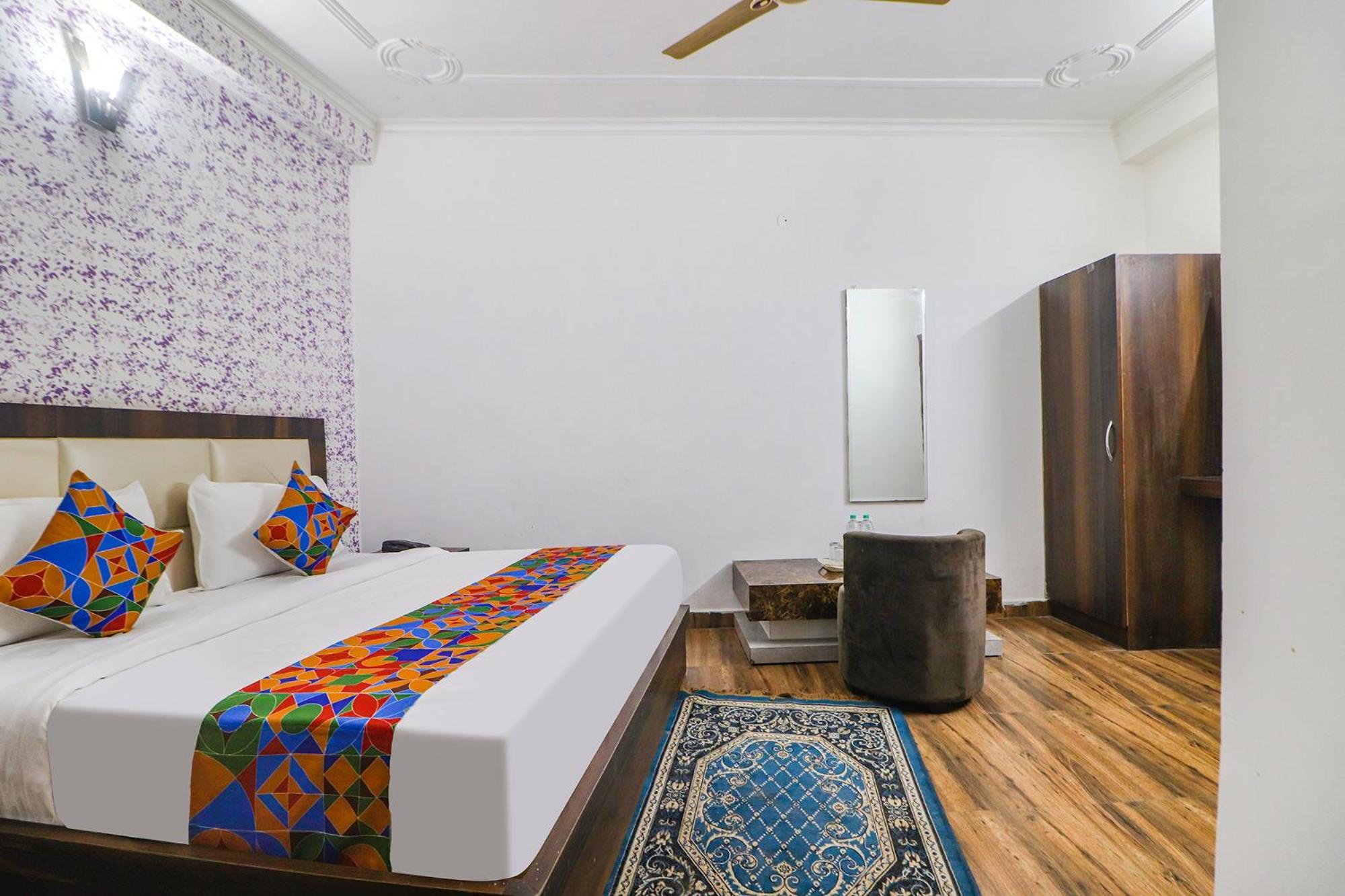 Fabexpress Sinon Hotel New Delhi Exterior foto
