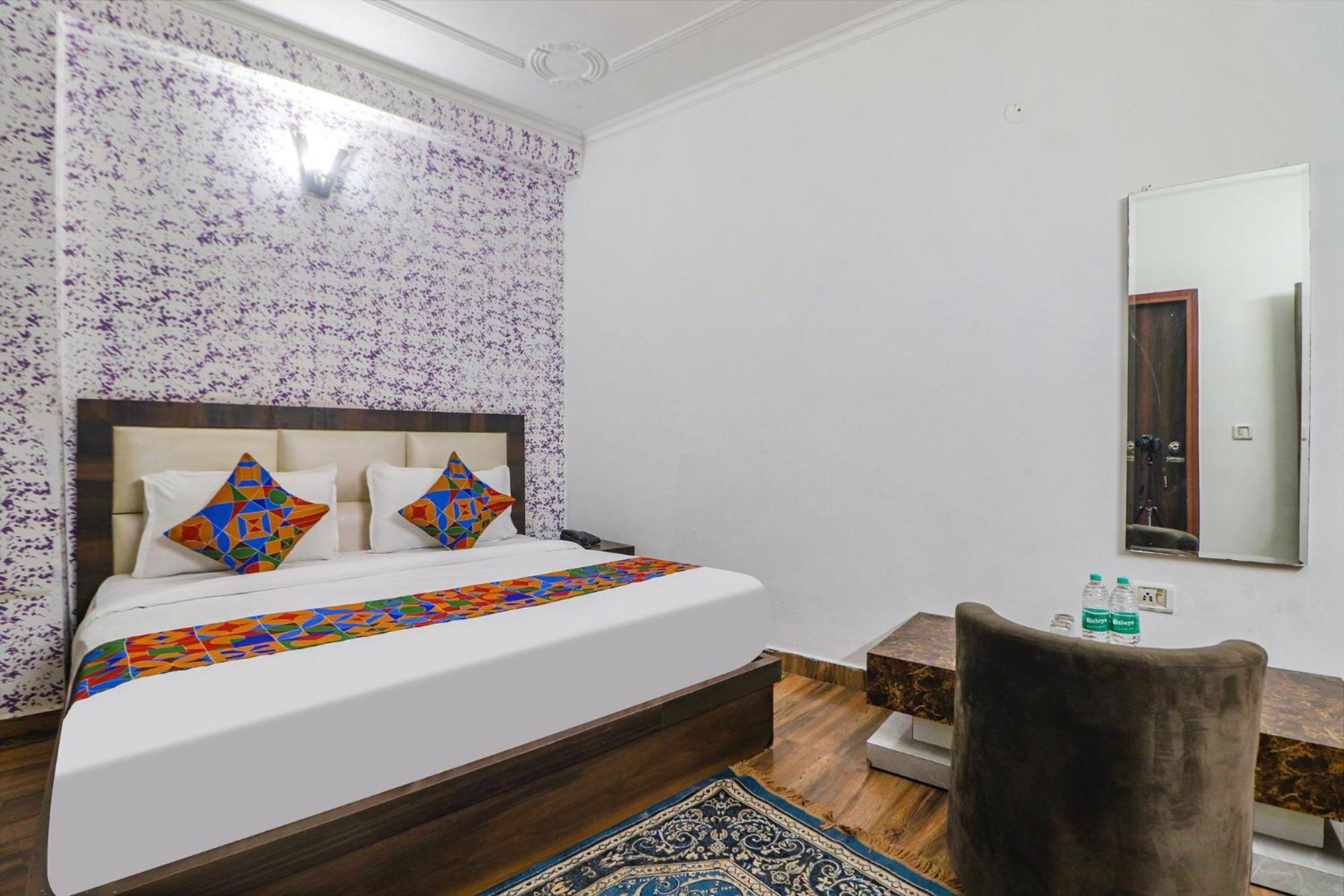 Fabexpress Sinon Hotel New Delhi Exterior foto